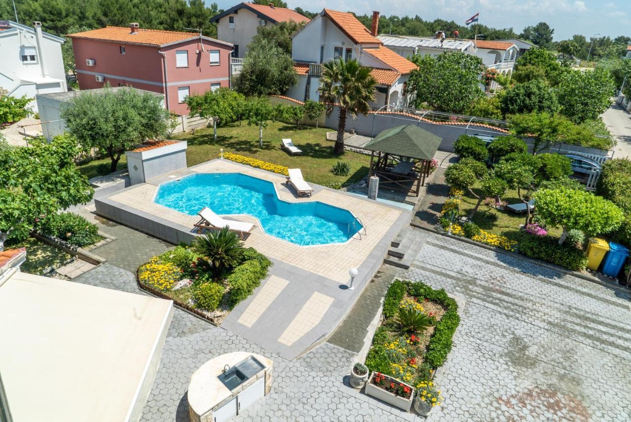 Villa Lulic Vir Bagian luar foto