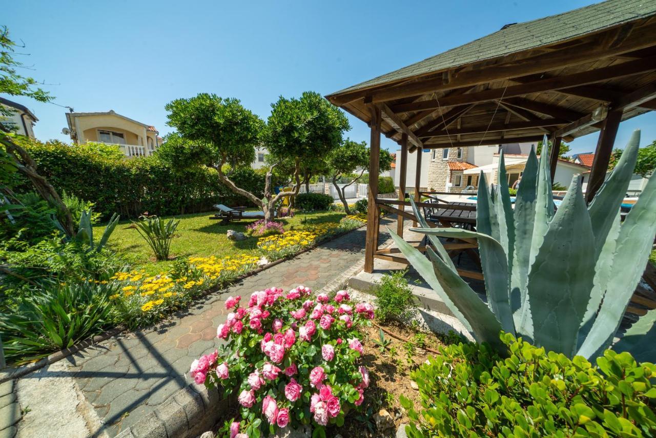 Villa Lulic Vir Bagian luar foto